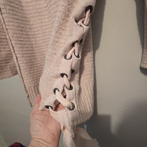 Free People Heart It Laces Long Sweater Womens MED Pink Oversized Boho Coquette - Picture 3 of 14